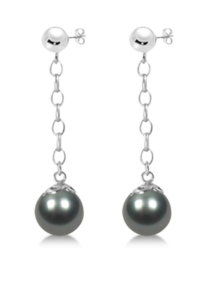 <a href="https://www.allurez.com/pearl-jewelry/pearl-earrings/women's-baroque-tahitian-black-drop-earrings-in-sterling-silver-9-10mm/pid/24671/551" target="_blank">Allurez drop earrings, $316 at Allurez.com</a>