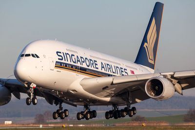2. Singapore Airlines