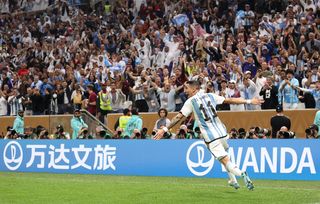 Argentina's Emiliano Martinez raises eyebrows with racy gesture after  winning Golden Glove