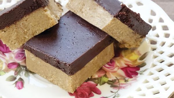 Peanut butter chocolate quinoa bars