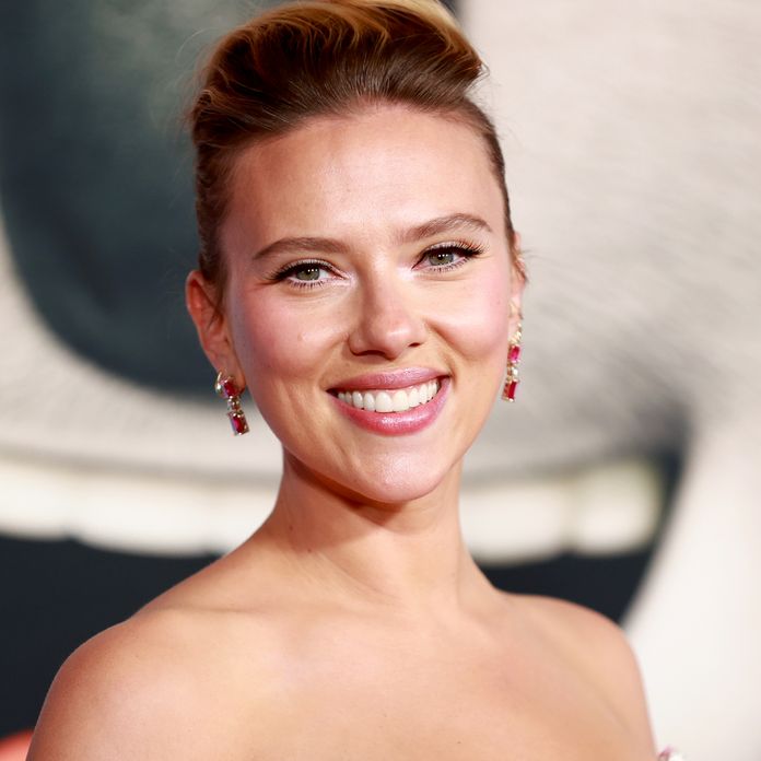 Scarlett Johansson opens up about having toddler: 'Like being in an  emotionally abusive relationship' - 9Honey