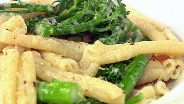 Broccolini, pancetta and pecorino pasta