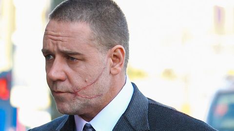 Russell Crowe's gnarly scar for Winter's Tale