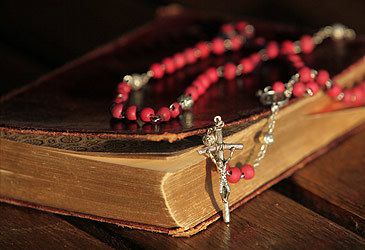 How many beads are there in a standard five-decade rosary?