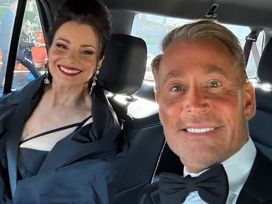 Fran Drescher heads to the Golden Globes with her former husband Peter Marc Jacobson.