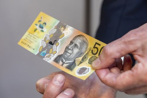The new note features four raised dots, designed to assist people who are blind or vision impaired.