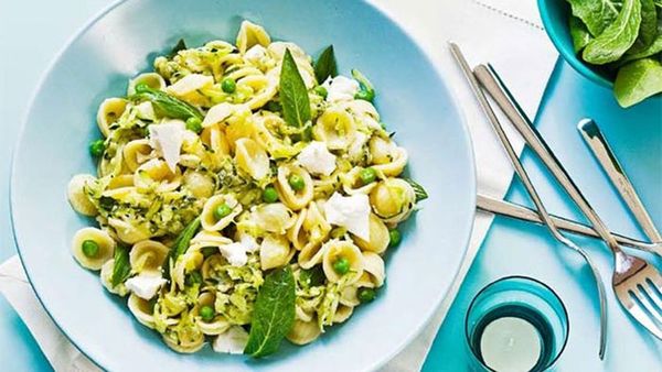 Summer orecchiette with mint, peas, feta recipe