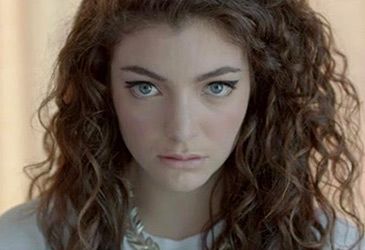 When did Lorde release her debut single, 'Royals'?