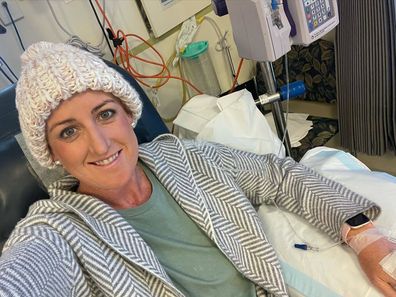 Naomi Richards in hospital during cancer treatment.