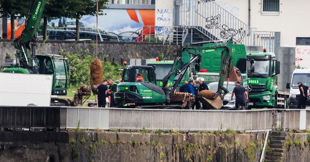 German city's evacuation order lifted after World War II bombs defused