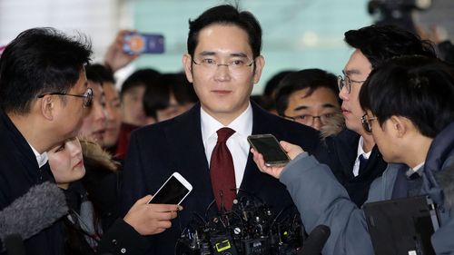 Lee Jae-Yong, vice chairman of Samsung arrives at the office of the independent counsel on January 12, 2017. (Photo by Chung Sung-Jun/Getty Images)