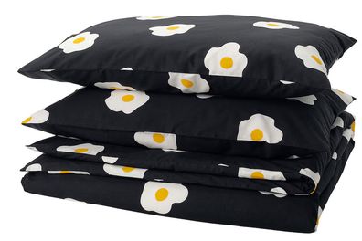 ÖGONLOCKSMAL duvet cover and pillowcase from Ikea has sparked debate over whether the print is an egg or a flower