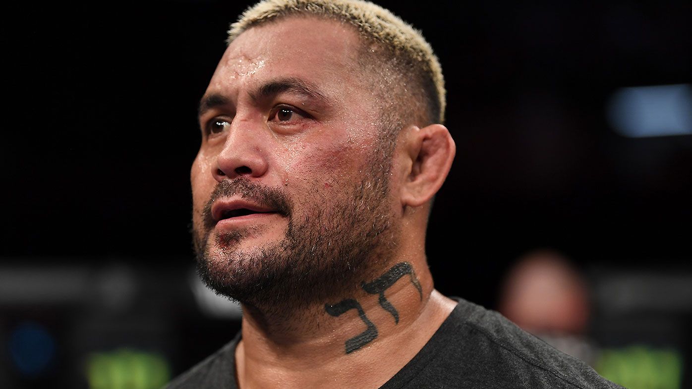 Heavyweight Mark Hunt loses final UFC fight after fearsome Haka entrance