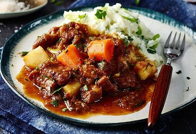 Recipe:&nbsp;<a href="http://kitchen.nine.com.au/2016/05/05/11/03/pork-and-winter-vegetable-hot-pot-with-champ" target="_top">Pork and winter vegetable hot pot with champ</a>