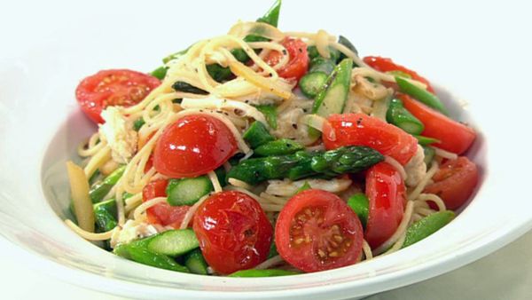 Crab and asparagus spaghettini