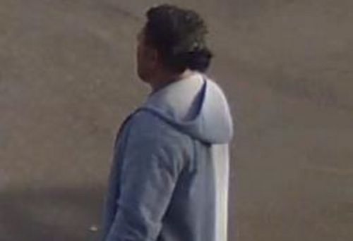 Police appeal to identify man who sexually assaulted woman while crossing Melbourne road