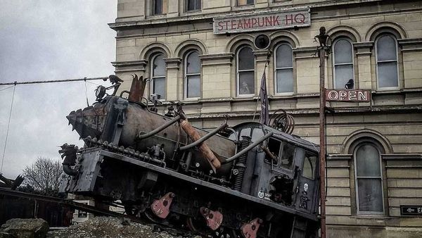 Steampunk HQ