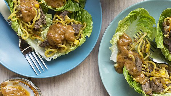 Nadia Lim's satay steak and vegetable noodle cups