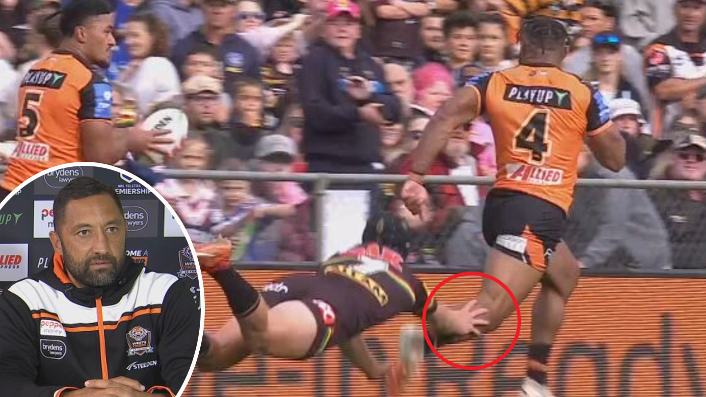'How's that not a sin bin?': Brad Schneider avoids punishment for blatant act on Justin Olam