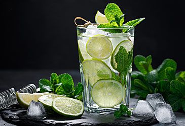 The rum-based mojito cocktail originated on which island?