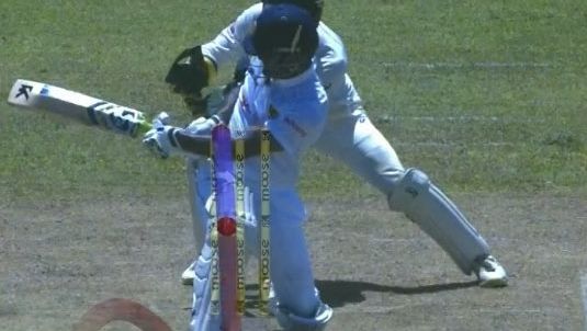 Sri Lanka batter Angelo Matthews survived this, as the Aussies opted not to appeal the umpire&#x27;s decision.