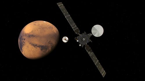 Experimental probe begins final descent to Mars surface