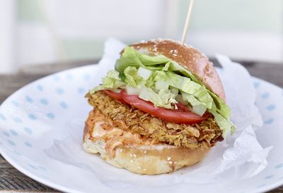 Recipe: <a href="http://kitchen.nine.com.au/2016/05/20/10/14/corn-flakes-chicken-burger" target="_top">Corn Flakes chicken burger</a>