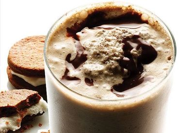 <a href="http://kitchen.nine.com.au/2016/05/05/14/28/consensus-american-chocolate-cookie-shake-and-cookies" target="_top">Consensus American chocolate cookie shake and cookies</a>