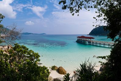 马来西亚 Perenthian 群岛的海滩景观与原始海水