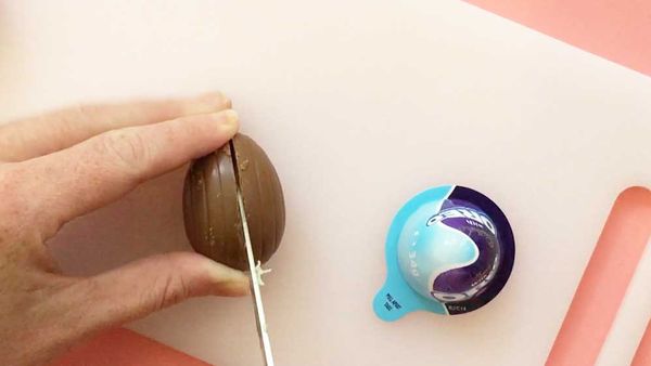 9Kitchen put the internet-famous Oreo Cadbury Creme Egg to the test