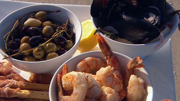 Seafood tapas platter