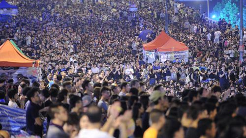 Hong Kong protesters divided as deadline looms to clear streets