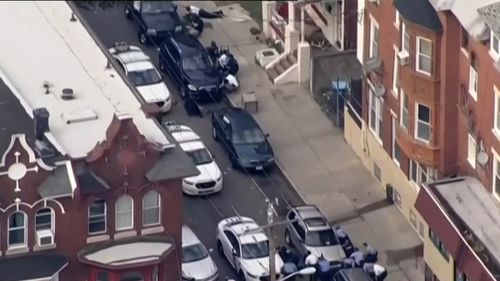 Five police officers have been shot by an active gunman in the US state of Philadelphia.