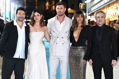 (L-R) Bart Layton, Monica Barbaro, Chris Hemsworth, Jury Member, Halle Berry and Mark Ruffalo 