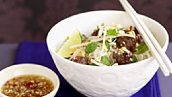 Grilled meatballs with vermicelli