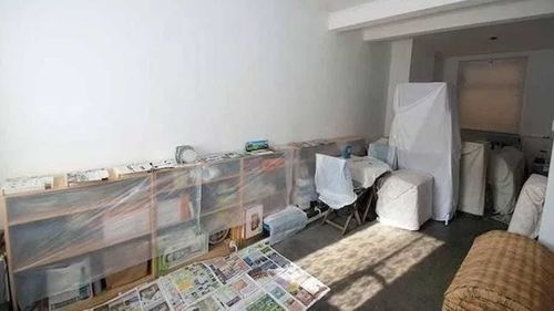 The plastic-covered furniture in Edward Tenniswood's home. (Zoopla)