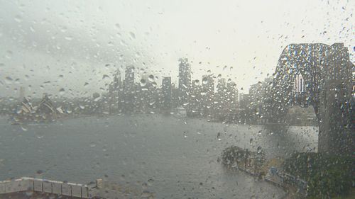 Une tempête soudaine balaie Sydney lundi 12 décembre.
