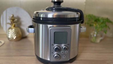 Breville BPR650BSS the Fast Slow Cooker & Pressure Cooker Steamer 6-Qt