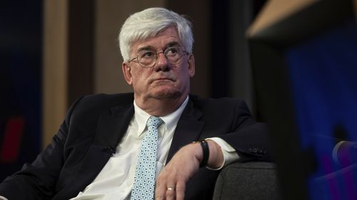 O economista Saul Eslake durante um discurso ao National Press Club da Austrália em Canberra na quarta-feira, 8 de maio de 2024.