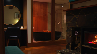 MAFS 2025 Katie and Tim honeymoon bath