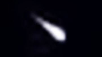 An object has streaked across Queensland&#x27;s night sky on Sunday, with several eyewitness reports and multiple videos capturing the ariel spectacle. 