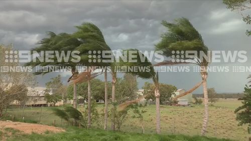 Queensland heatwave thunderstorms