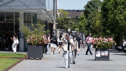 General scenes of students on Sydney University campus.