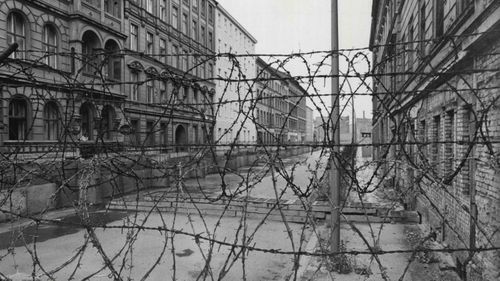 Berlin Duvarı, şehri neredeyse 30 yıl boyunca ikiye böldü.