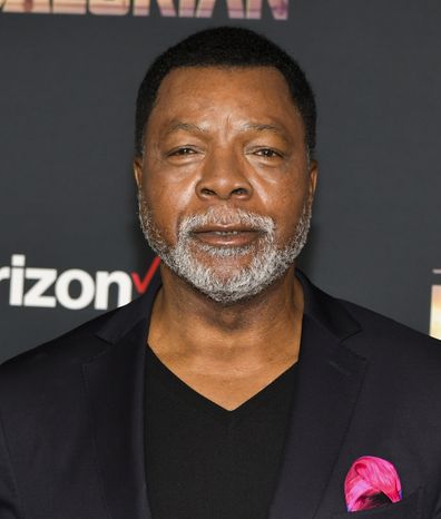  Carl Weathers attends the premiere of Disney+'s "The Mandalorian" at El Capitan Theatre on November 13, 2019 in Los Angeles, California.