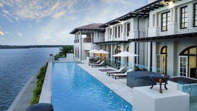 26-34 Knightsbridge Parade East Sovereign Islands Queensland mansion luxury