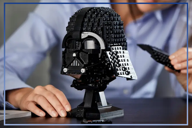 9PR: Lego Star Wars Darth Vader Helmet Building Kit 