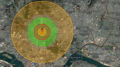 The estimated impact of a North Korean nuclear bomb on Seoul. Nearly everyone in the circles would be killed. (Alex Wellerstein)