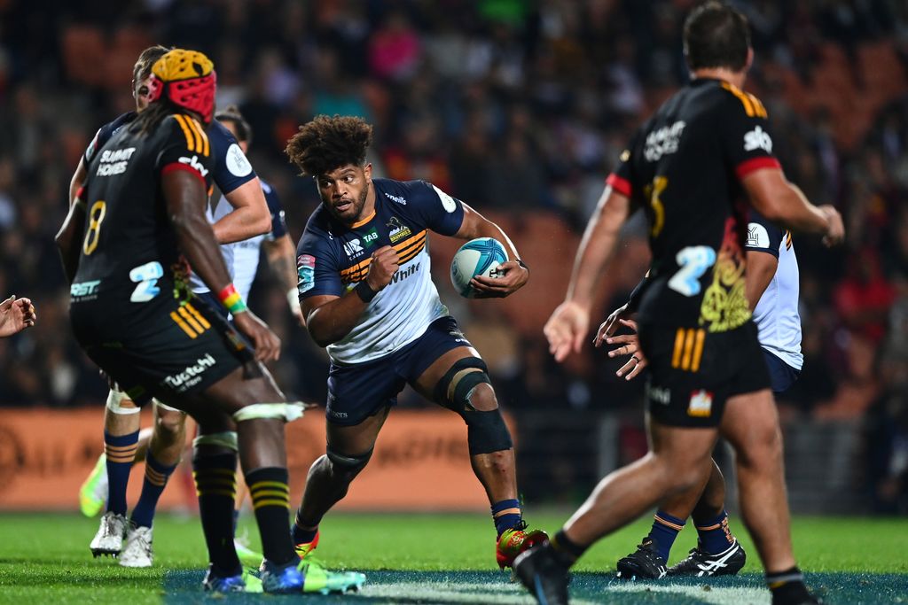 Tupou Vaa'i poses during the Chiefs Super Rugby 2022 headshots News  Photo - Getty Images