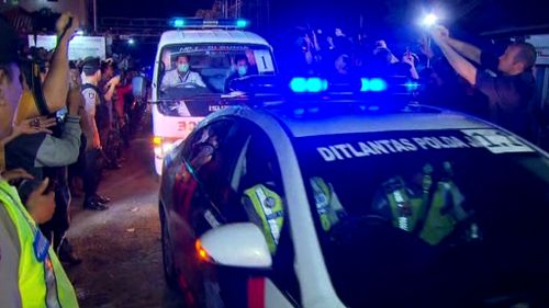 The bodies of the executed inmates arrive in Cilacap. (9NEWS)